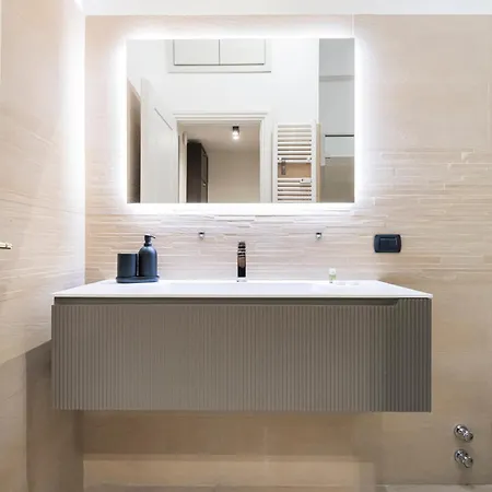 Easylife - Magnificent Splendid Sant'ambrogio Apartament